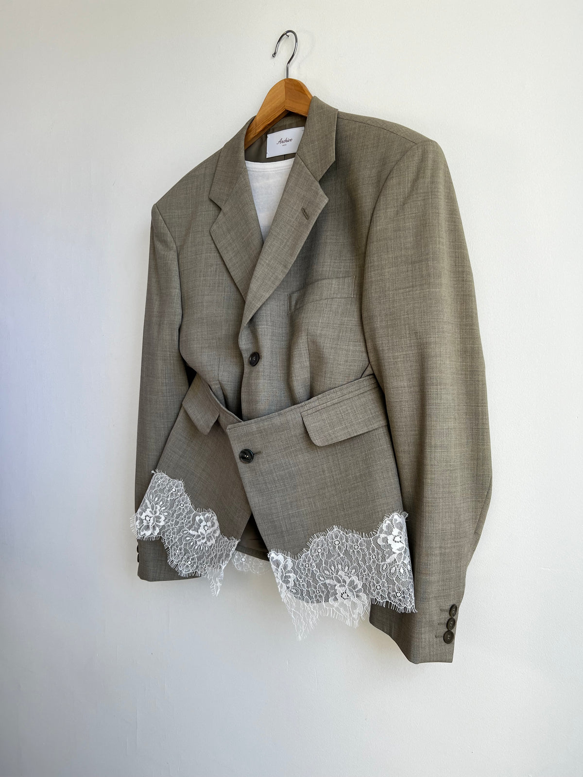 THE ARCHIVE BELT BLAZER — NO. 004