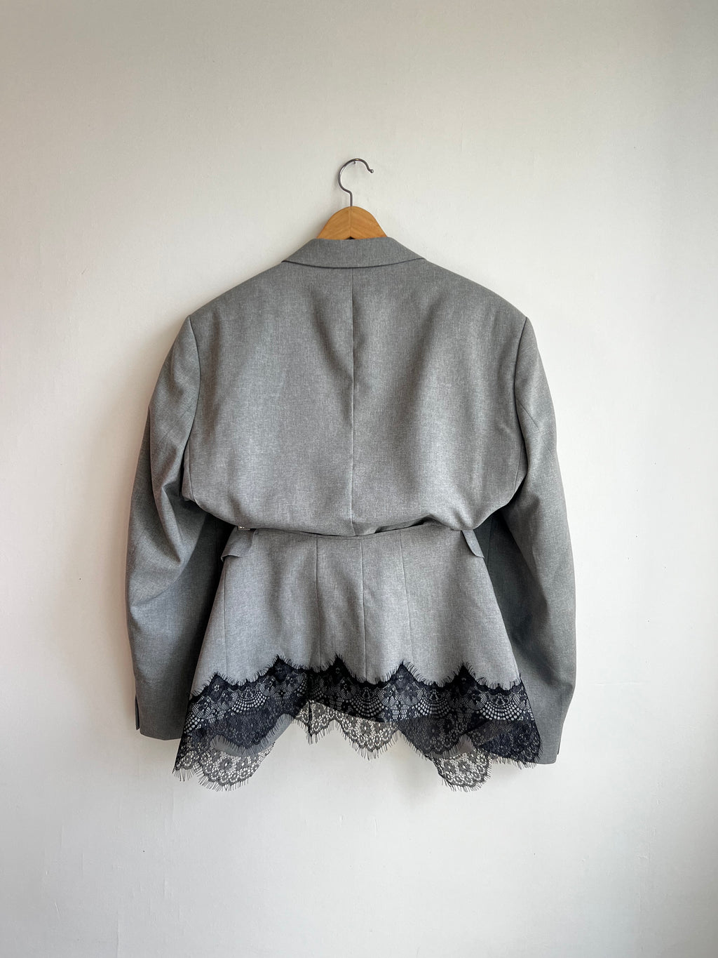 THE ARCHIVE BELT BLAZER — NO. 002