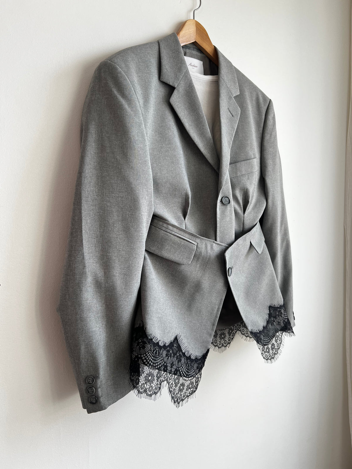 THE ARCHIVE BELT BLAZER — NO. 002